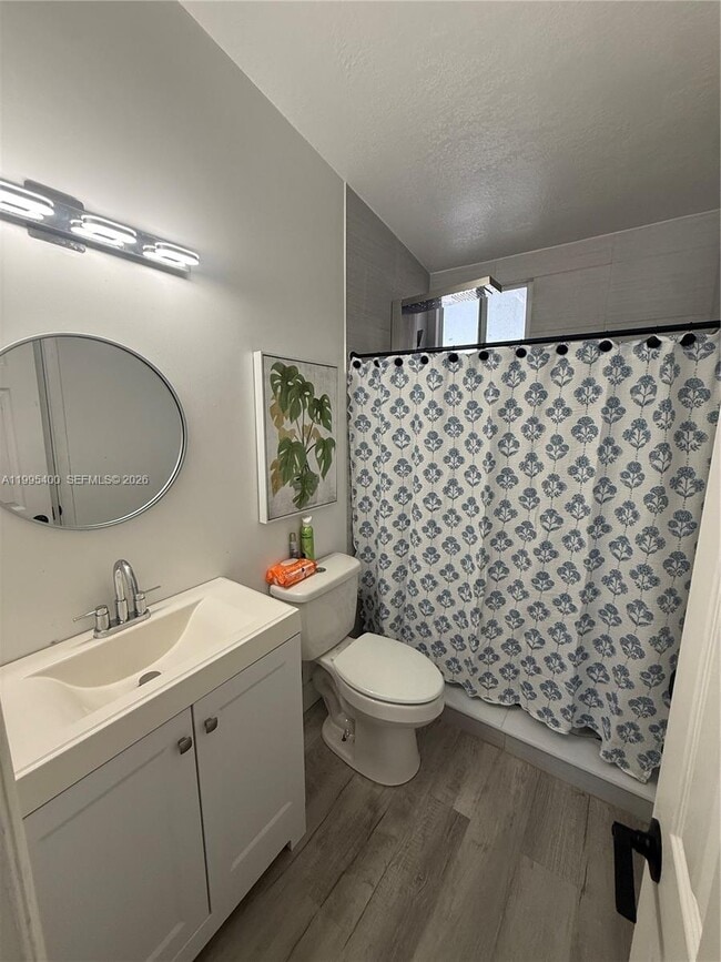 Photo - 328 NW 47th St