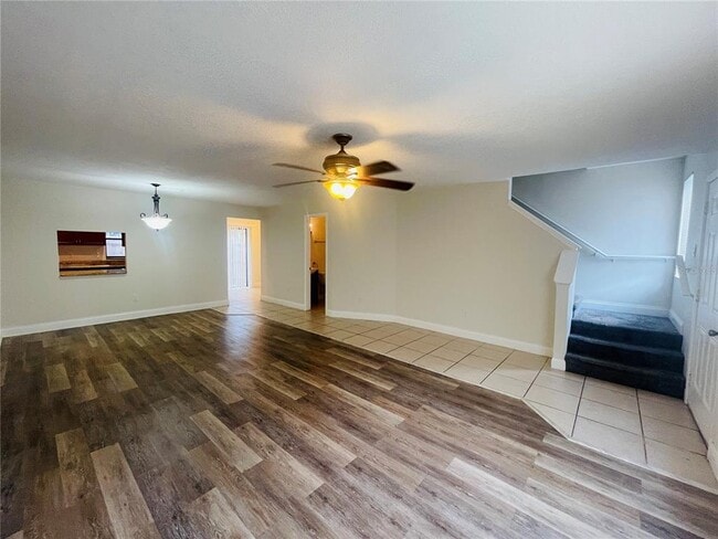 Photo - 1602 BENDING BROOK Way Unidad 27