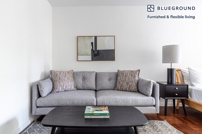 Photo - 330 E 46th St Unidad FL8-ID1795