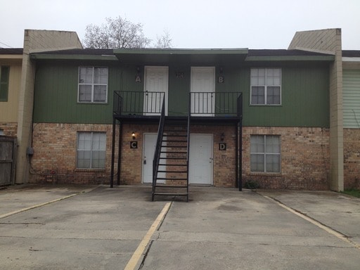 Building Photo - 214 Rials Dr Unit A