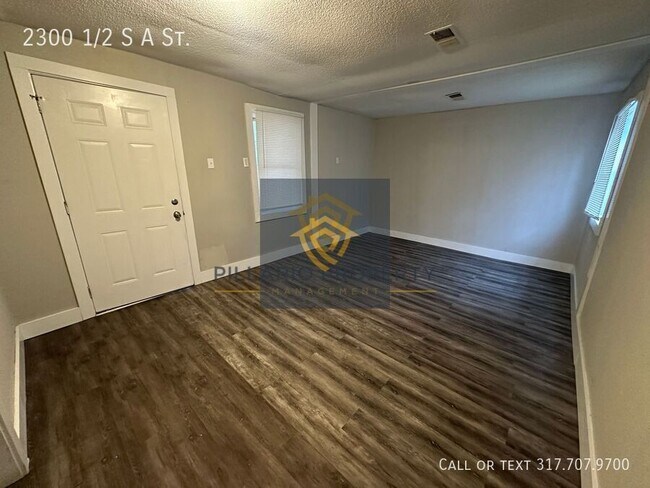 Photo - 2300 S A St