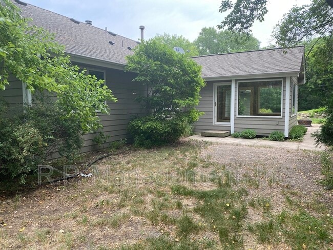 Photo - 4626 Linnea Ln