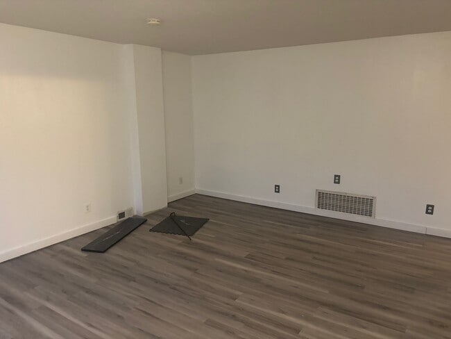 36560-36560 Bismark Rd Unidad 2
