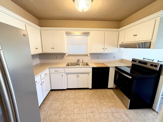 12017 Ashford Dr Unit 12017
