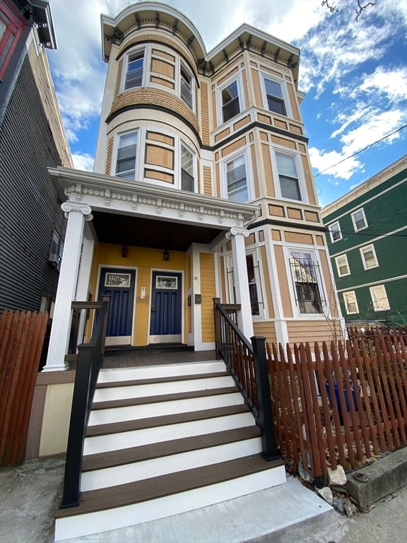 Building Photo - 49 Copeland St Unit 3
