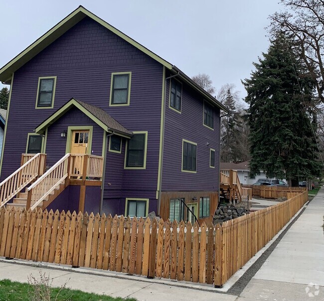 Building Photo - 828 S Jefferson St Rental
