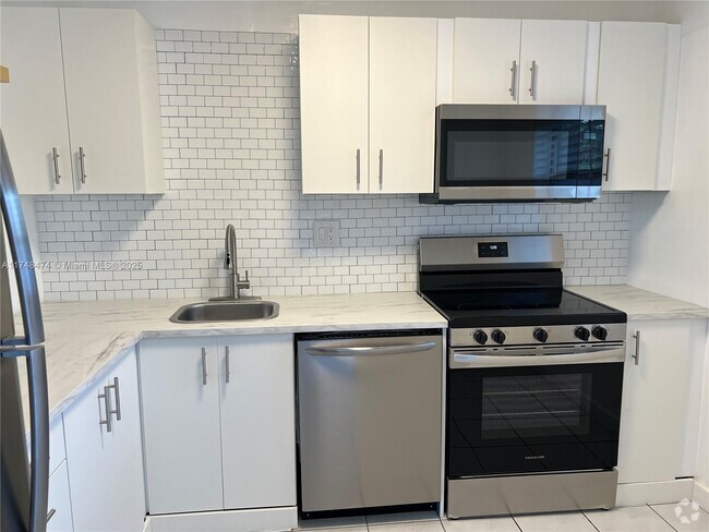 Building Photo - 8380 Sands Point Blvd Unit J208 Rental