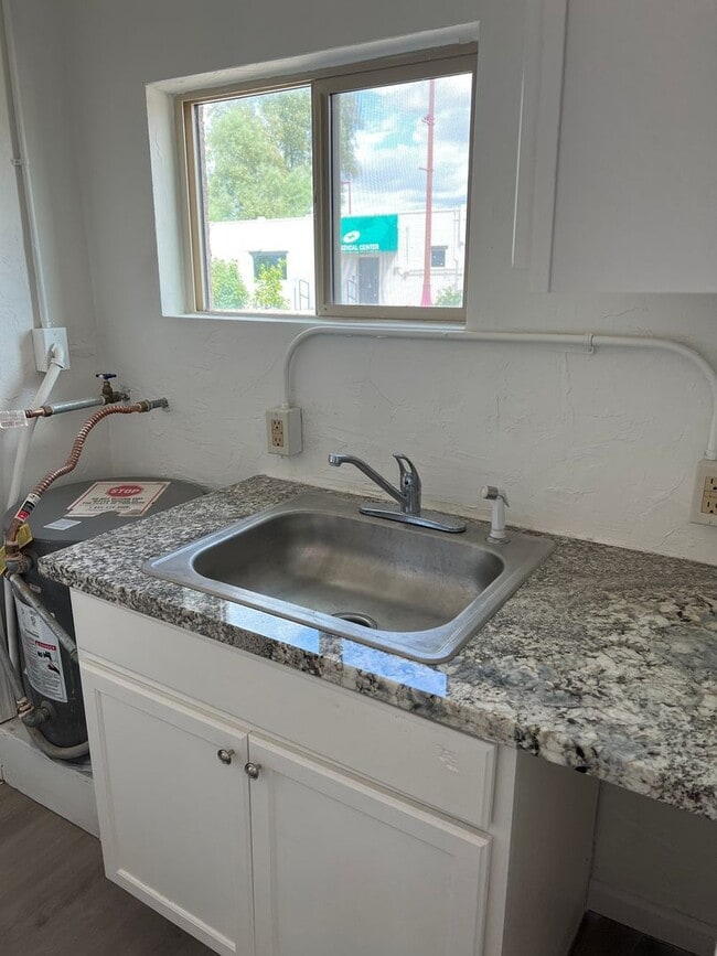 Photo - 2309 S 4th Ave Unidad 2