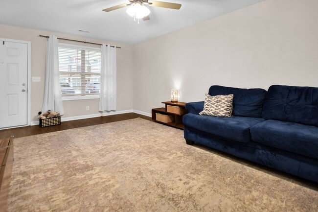 Photo - Pet Friendly Two Bedroom!