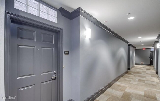 Photo - 1 br, 1 bath Condo - 525 Eleventh Avenue U... Unit 1303