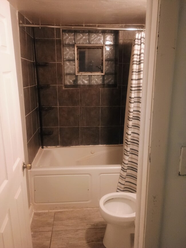 Photo - 307 Yates Ave Unit 1