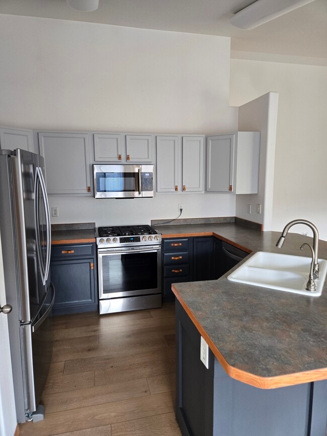 Photo - 2470 Ironwood Ave