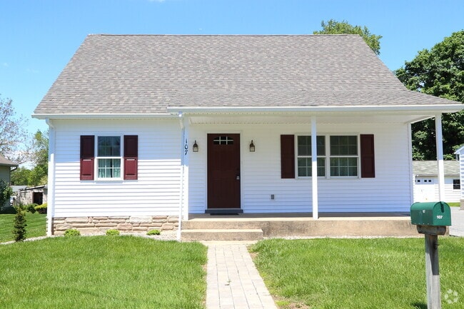 Building Photo - 107 1st St Rental