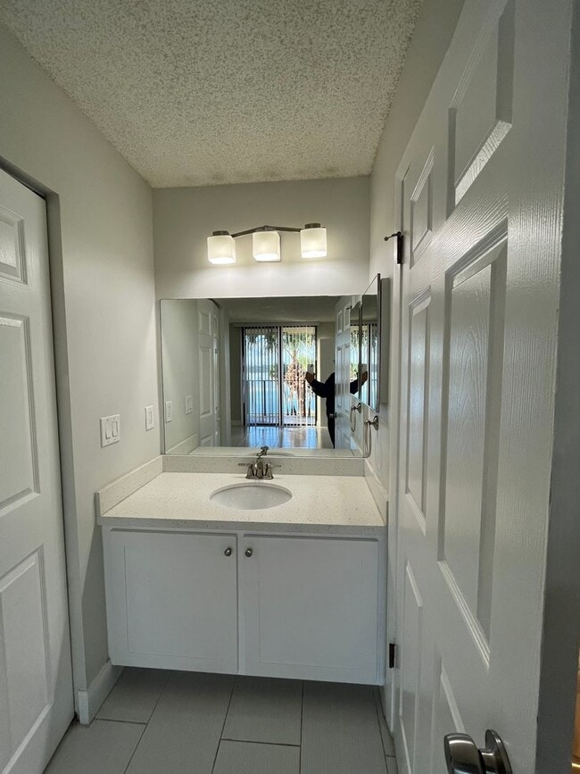 Photo - ONE BEDROOM ONE BATHROOM with FULL LAKE VIEW! Unit 38