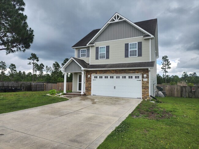 Photo - 208 Lockwood Ct