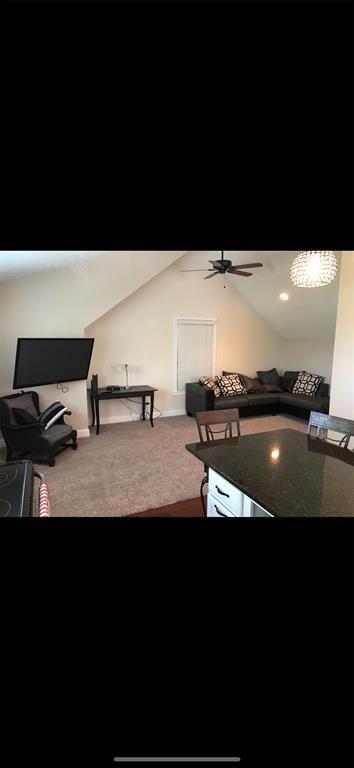 Photo - 330 2nd St SW