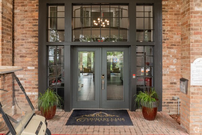 Leasing Office Entrance