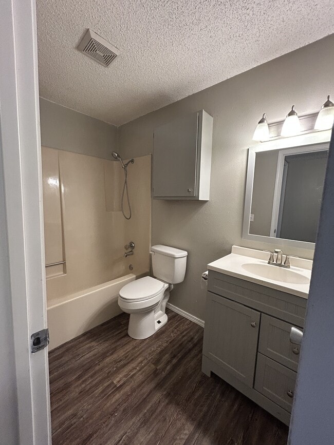 221 Brooke Lynn Dr Unit B
