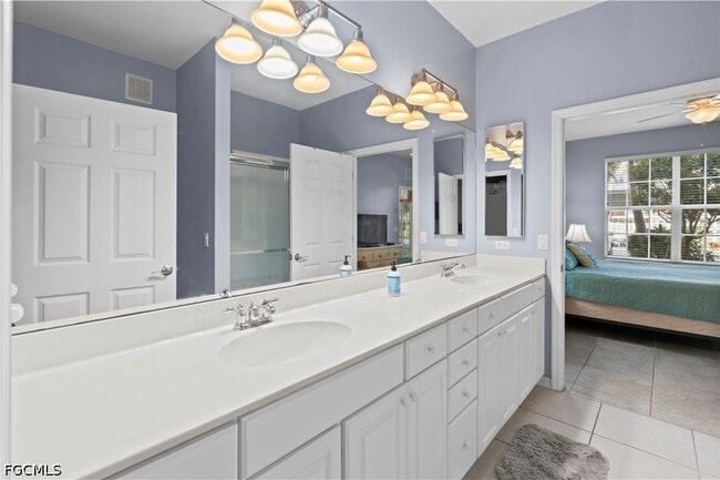 Photo - 11711 Pasetto Ln Unidad 102