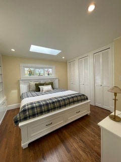 Dormitorio principal (se muestra la cama king size) - 209 19th St