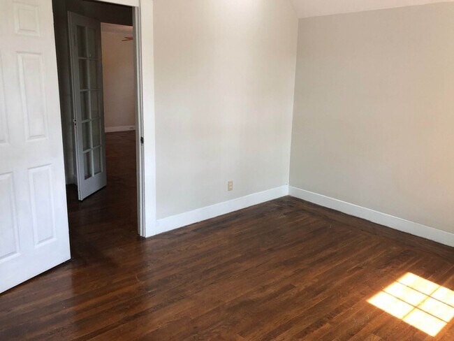 Photo - 224 W Rock Ave Unit 3