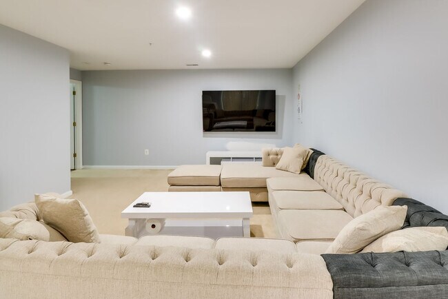 Photo - 10105 Bartley Way Unit SI ID1546165P