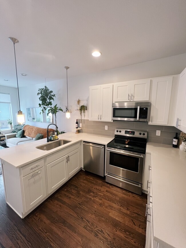 Photo - 2108 Decatur St