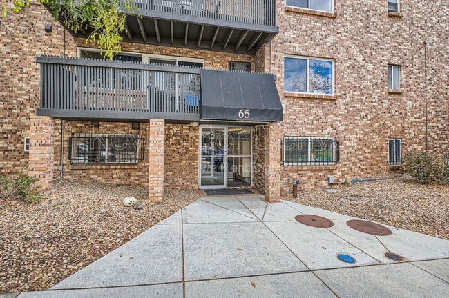 Photo - 65 N Clarkson St Unit 101