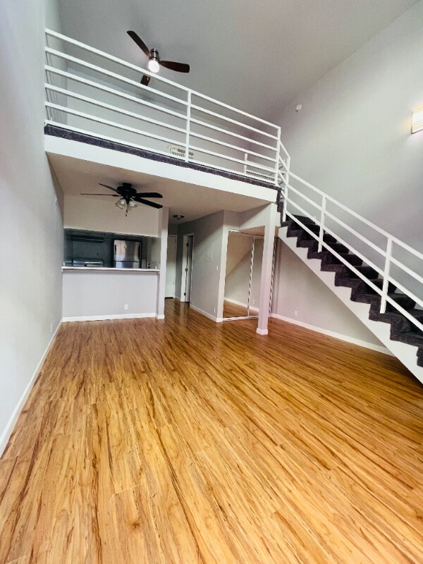 Photo - 7044 Hawthorn Ave Unidad 308