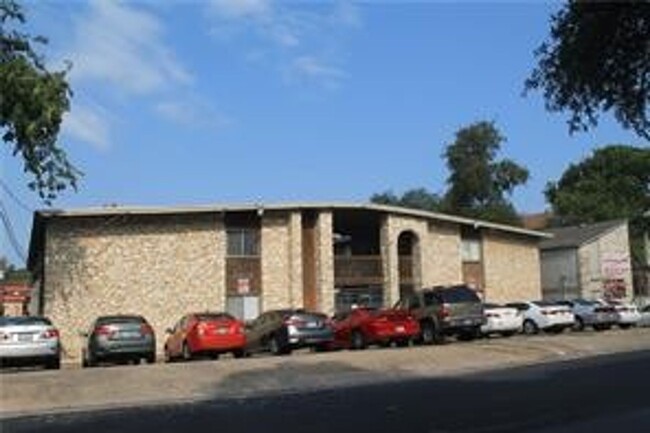 Star West - Star West Apartment Unit 206