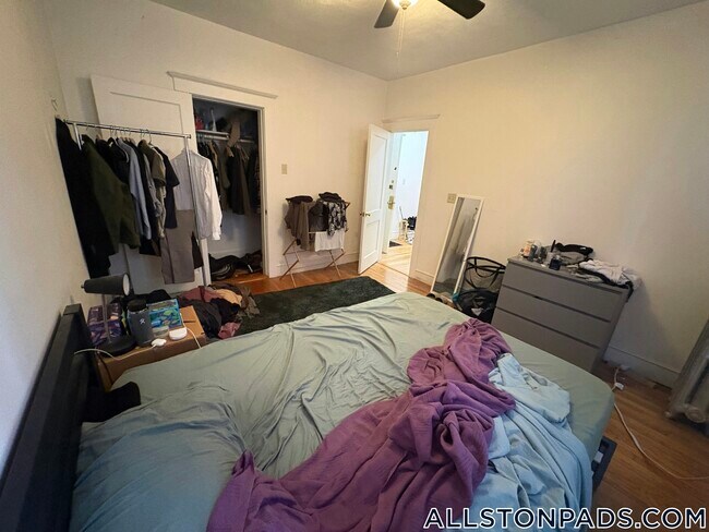 Photo - 15 Scottfield Rd Unit 2
