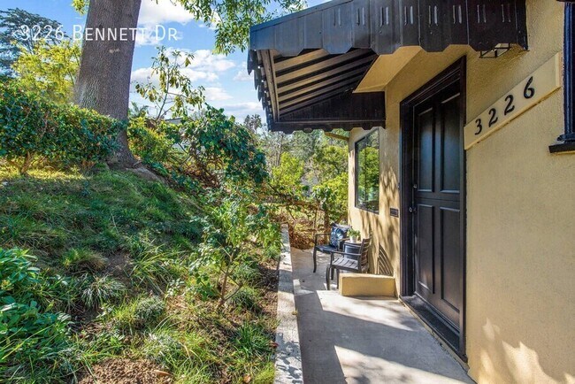 Photo - 3226 Bennett Dr