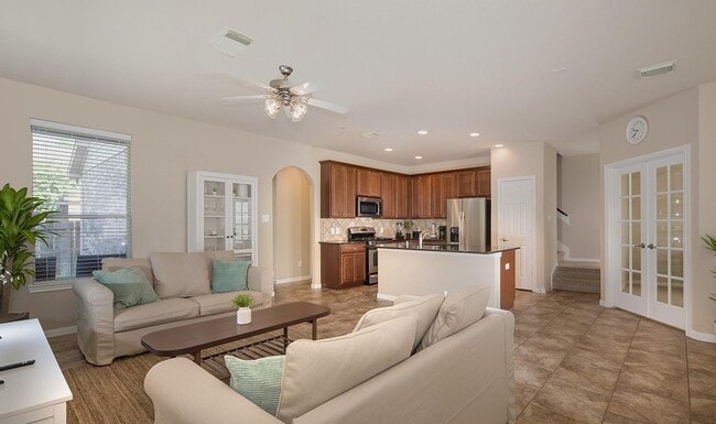Photo - 3 Pine Needle Pl