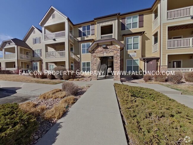 Building Photo - Incredible Condo in Stetson Hills! Unit 202