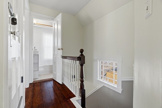 Photo - 6 Eastern Ave