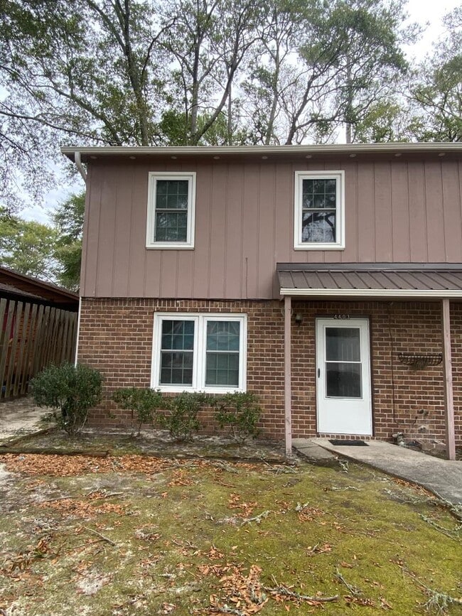 Photo - 4403 Lakeside Dr