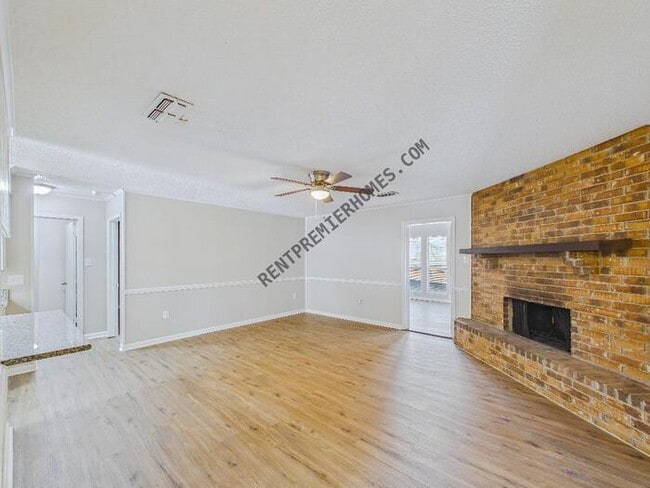 Photo - 8708 Patricia Lynn Ln