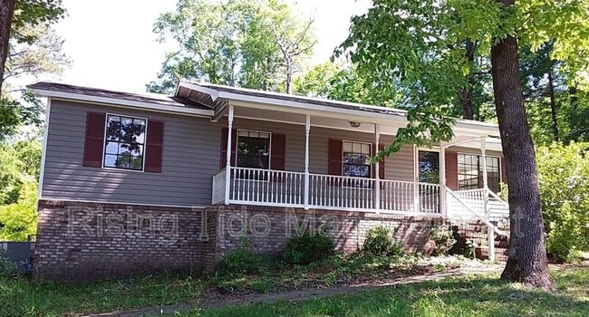 Photo - 125 Oak Ave House