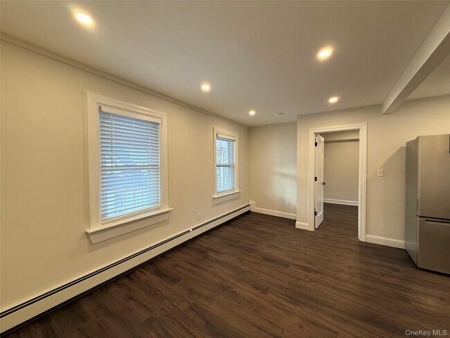 Photo - 247 Main St Unit 3