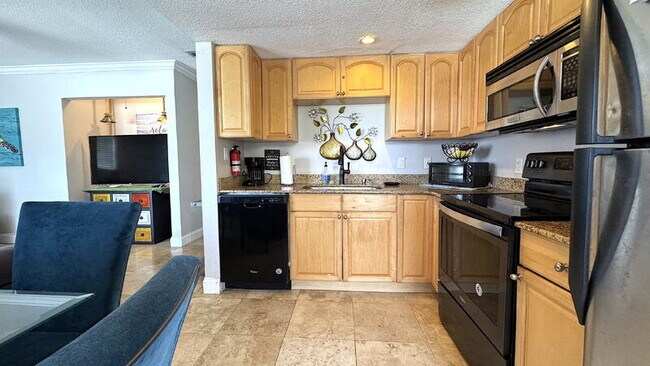 Photo - 506 University Blvd Unidad 3