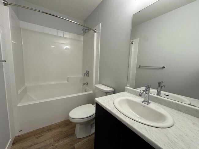 Photo - 8049 Cedric Mah Rd