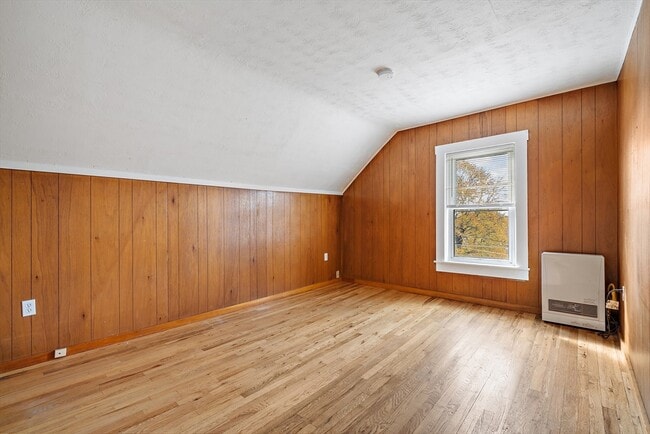 Photo - 2 Sutherland St Unit 3