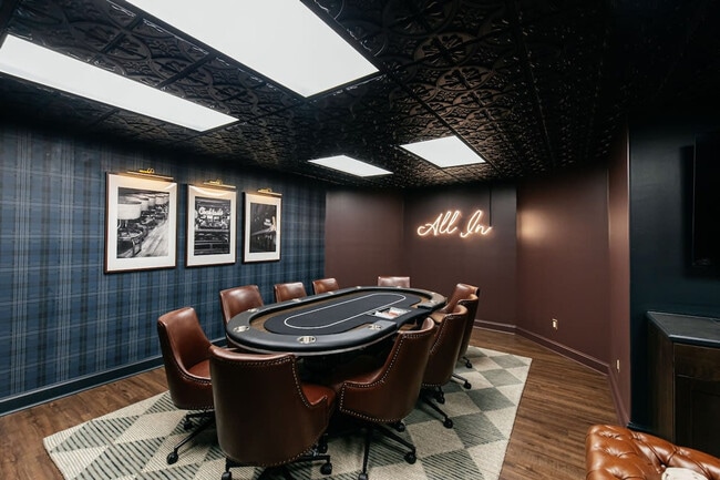 Photo - 33 Pinners Ln Unit SI ID1023099P