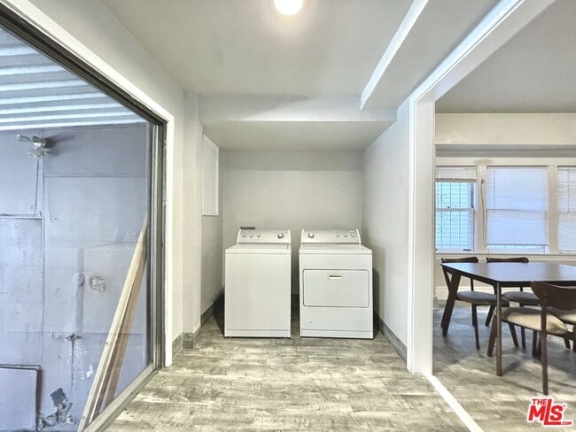 Photo - 1196 W 36th St Unit 1196