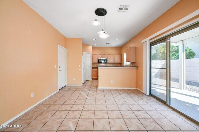 Photo - 2621 E Waterview Ct