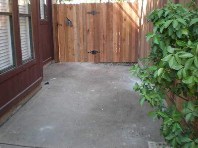 Photo - 907 Milford Way