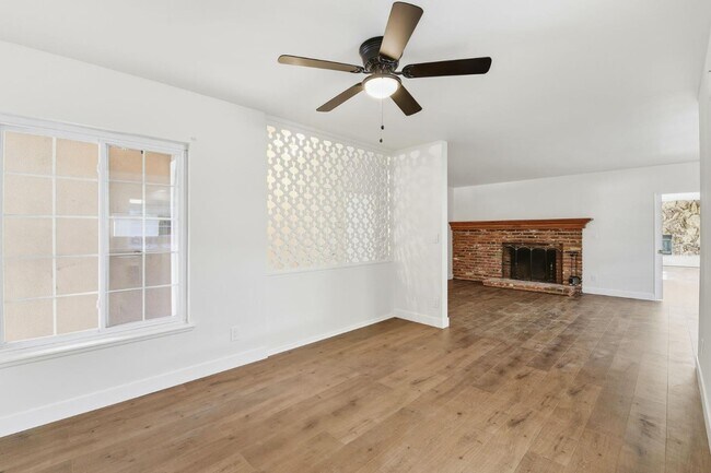 Photo - 6539 Petit Ave