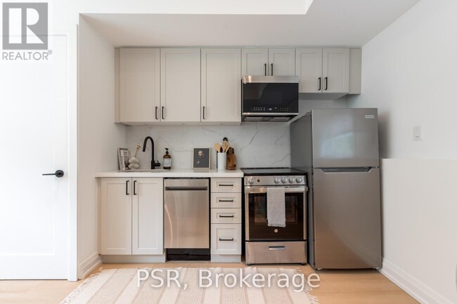 Photo - 218 Aileen Ave
