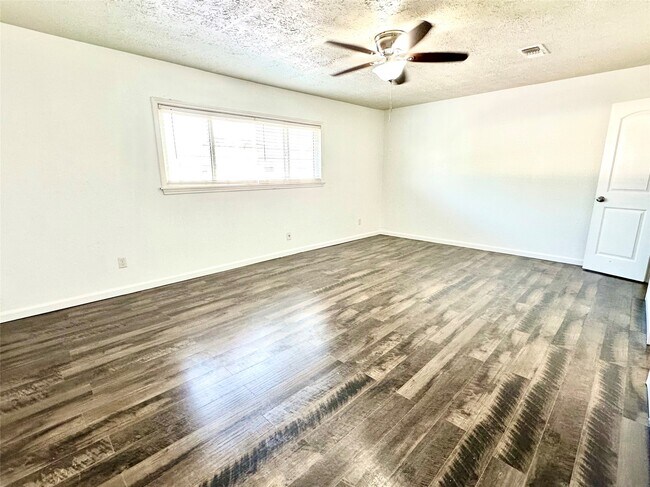 Photo - 13539 Castilian Dr Unidad True