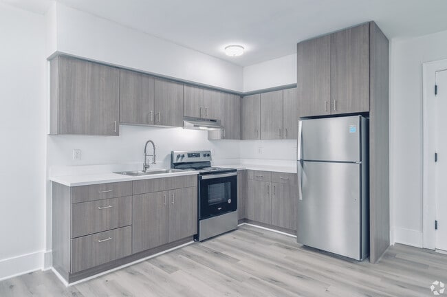 One Bedroom - Kitchen - First Floor